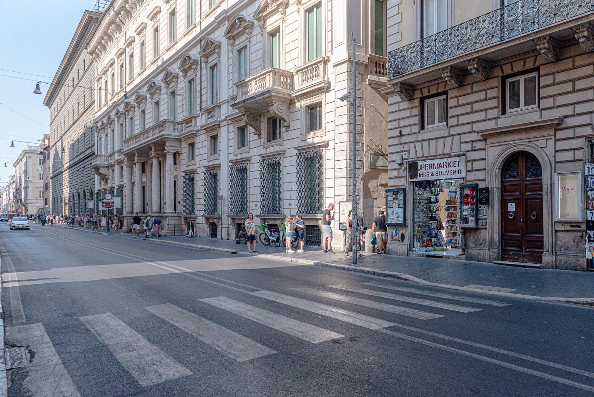 Piazza Venezia Suite And Terrace — Photos 1